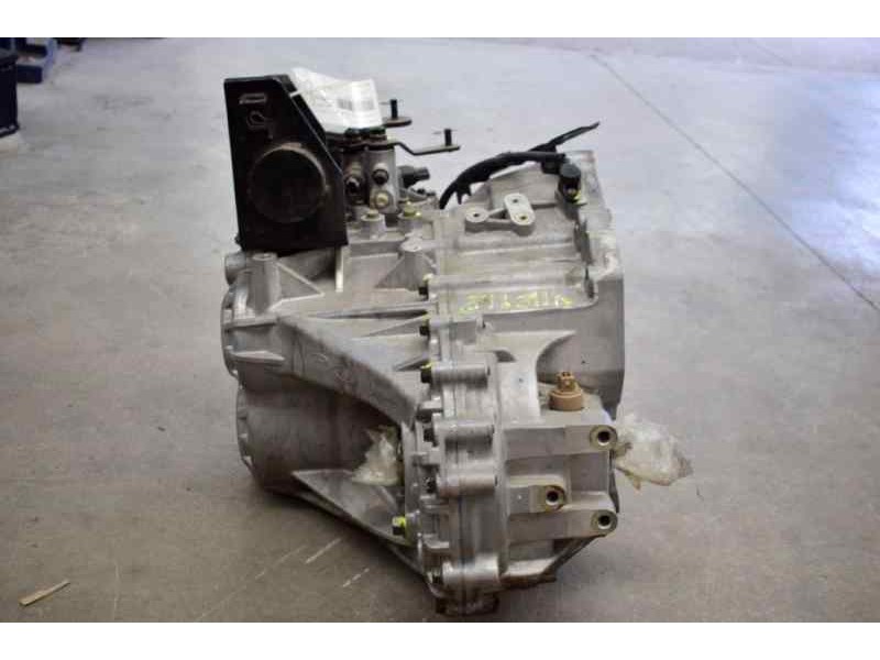 Recambio de caja cambios para kia carnival 2.9 crdi vgt ex referencia OEM IAM 4300038050 Y060810492 5 VELOCIDADES