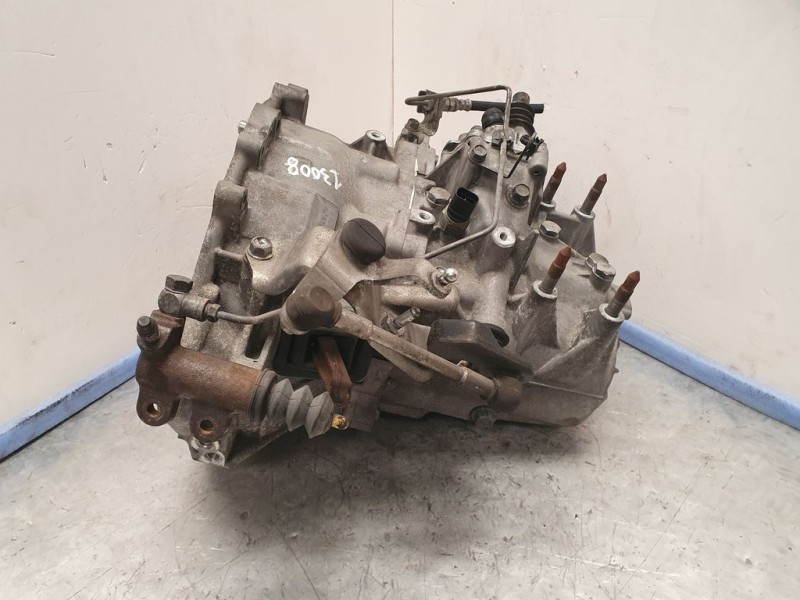 Recambio de caja cambios para mitsubishi asx (ga0w) challenge 2wd referencia OEM IAM F5M431VZR  5VELOCIDADES