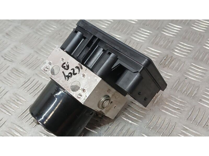 Recambio de abs para opel astra gtc enjoy referencia OEM IAM 13246535 ATE 10020602654