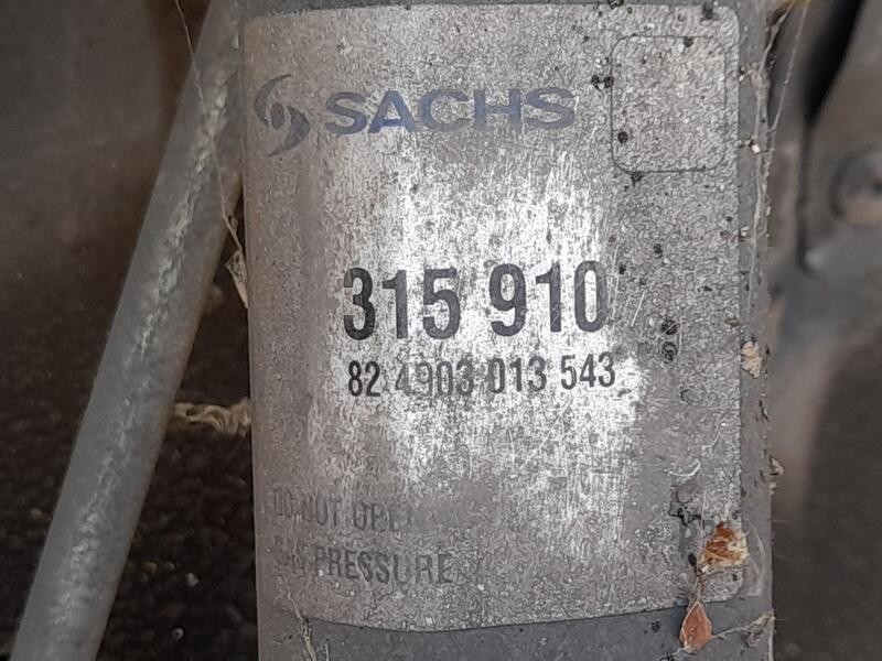 Recambio de amortiguador delantero izquierdo para seat leon st (5f8) 1.4 tsi referencia OEM IAM 824903013543  