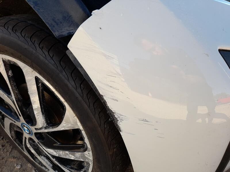 Recambio de paragolpes delantero para bmw i3 (i01) electric referencia OEM IAM 51117385780 ROZADO 