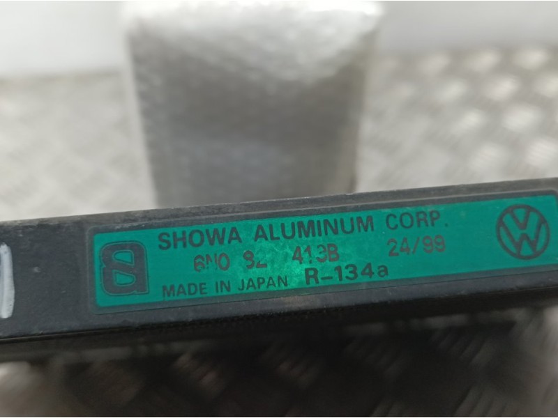Recambio de condensador / radiador aire acondicionado para volkswagen polo berlina (6n1) básico referencia OEM IAM 6N0822418B  S