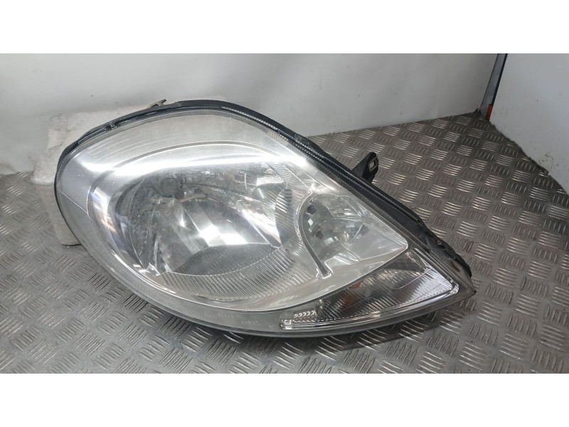 Recambio de faro derecho para opel vivaro a furgoneta (x83) 2.0 cdti (f7) referencia OEM IAM 96859830 VALEO 8200701356 89313980