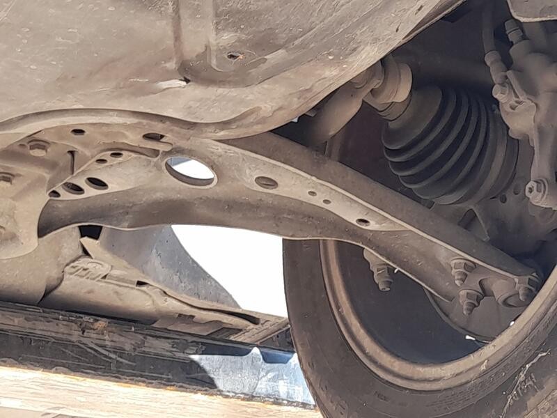 Recambio de brazo suspension inferior delantero izquierdo para seat leon st (5f8) 1.4 tsi referencia OEM IAM 5WA407151  