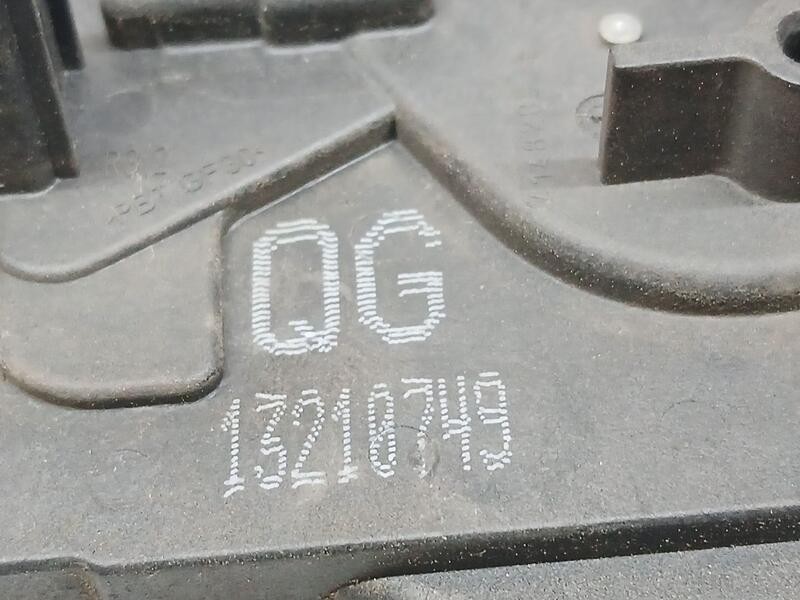 Recambio de cerradura puerta delantera derecha para opel astra gtc enjoy referencia OEM IAM 13210749 ELECTRICA 