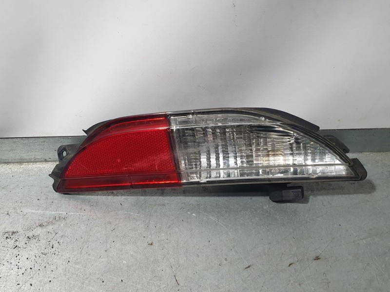 Recambio de piloto trasero derecho paragolpes para alfa romeo mito (145) distinctive referencia OEM IAM 51718012  ROZADO