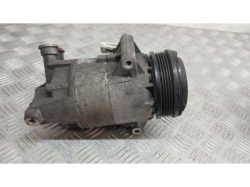 Recambio de compresor aire acondicionado para opel astra gtc enjoy referencia OEM IAM 13124750 DELPHI 383601234
