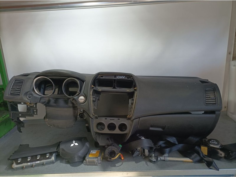 Recambio de kit airbag para mitsubishi asx (ga0w) challenge 2wd referencia OEM IAM   C/SALPICADERO , PRETENSORES Y AIRBAG RODILL