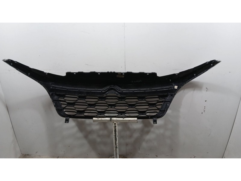 Recambio de rejilla delantera para citroën jumper iii furgoneta 2.0 bluehdi 110 referencia OEM IAM 1613256780  