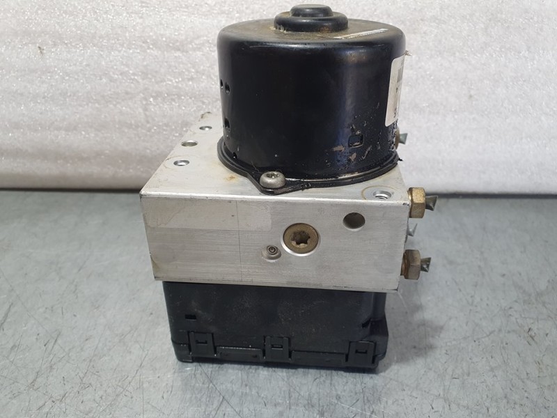 Recambio de abs para kia clarus 2.0 glx berlina referencia OEM IAM 10020401374 ATE 