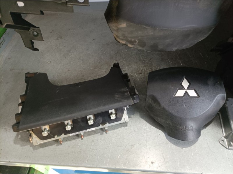 Recambio de kit airbag para mitsubishi asx (ga0w) challenge 2wd referencia OEM IAM   C/SALPICADERO , PRETENSORES Y AIRBAG RODILL