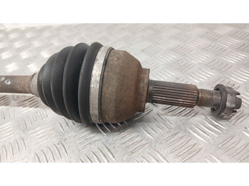 Recambio de transmision delantera derecha para opel vivaro a furgoneta (x83) 2.0 cdti (f7) referencia OEM IAM 93169667  