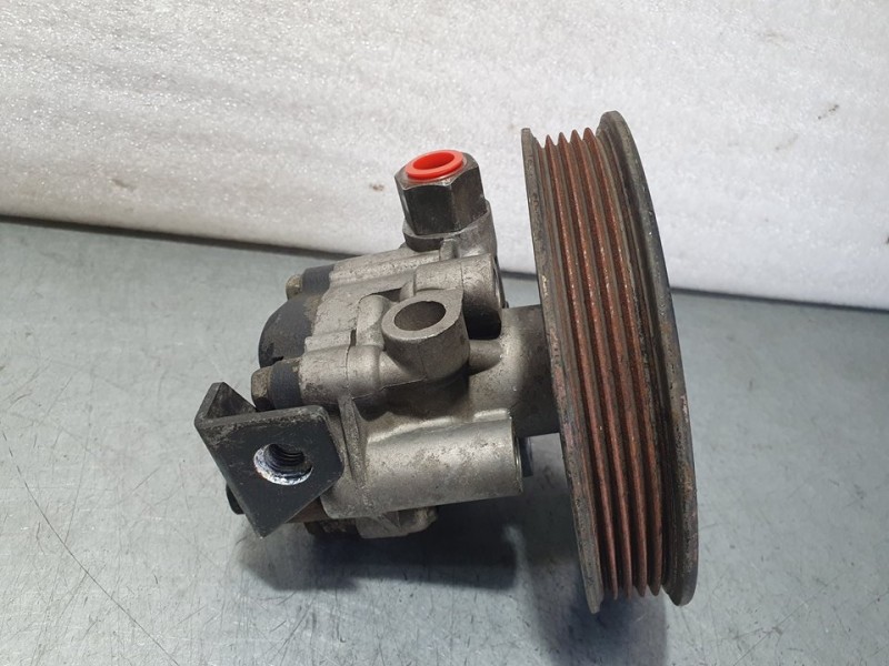Recambio de bomba direccion para kia clarus 2.0 glx berlina referencia OEM IAM SIN REF  