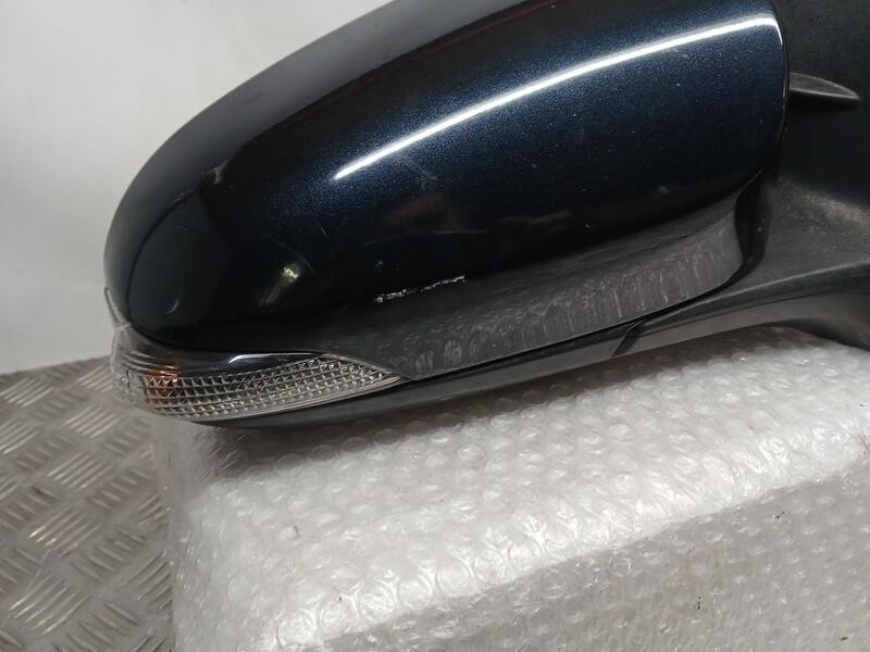 Recambio de retrovisor derecho para toyota auris active referencia OEM IAM 8791002640  