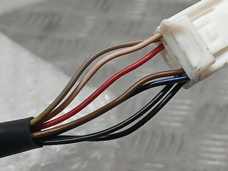 Recambio de retrovisor derecho para toyota auris active referencia OEM IAM 8791002640  