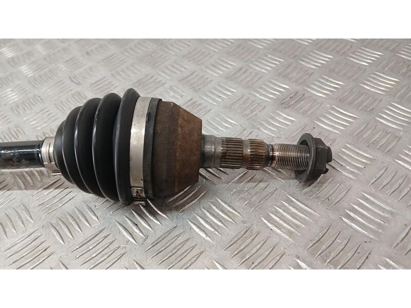 Recambio de transmision delantera derecha para opel astra gtc enjoy referencia OEM IAM 24462241  