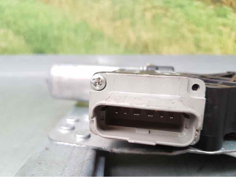 Recambio de elevalunas delantero izquierdo para dacia sandero stepway referencia OEM IAM  6 PINS ELECTRICO