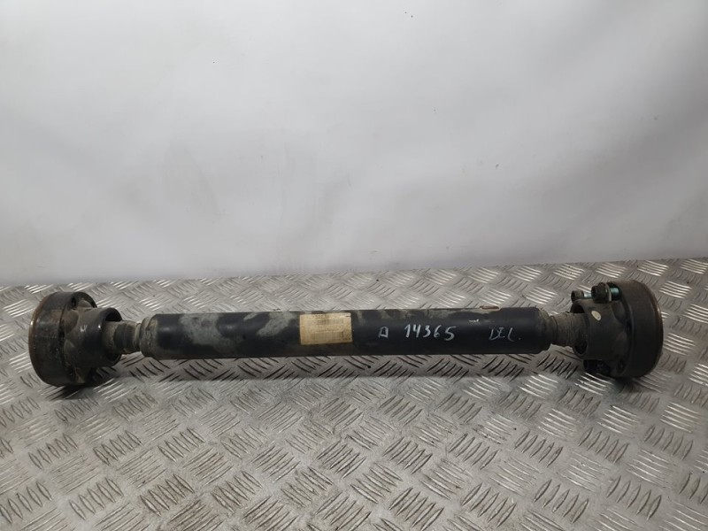 Recambio de transmision central para porsche cayenne (typ 9pa) s referencia OEM IAM 7L0521101C  DELANTERA