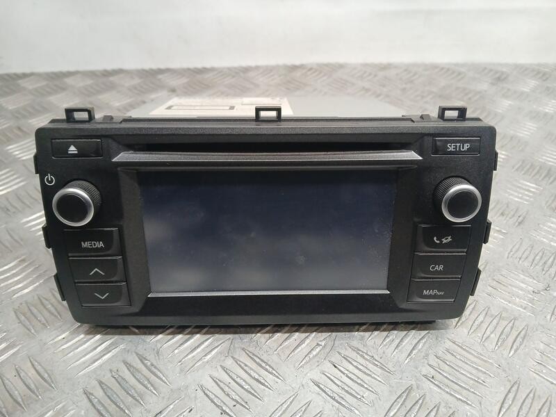 Recambio de sistema navegacion gps para toyota auris active referencia OEM IAM 8614002280  CVVS74F4AE