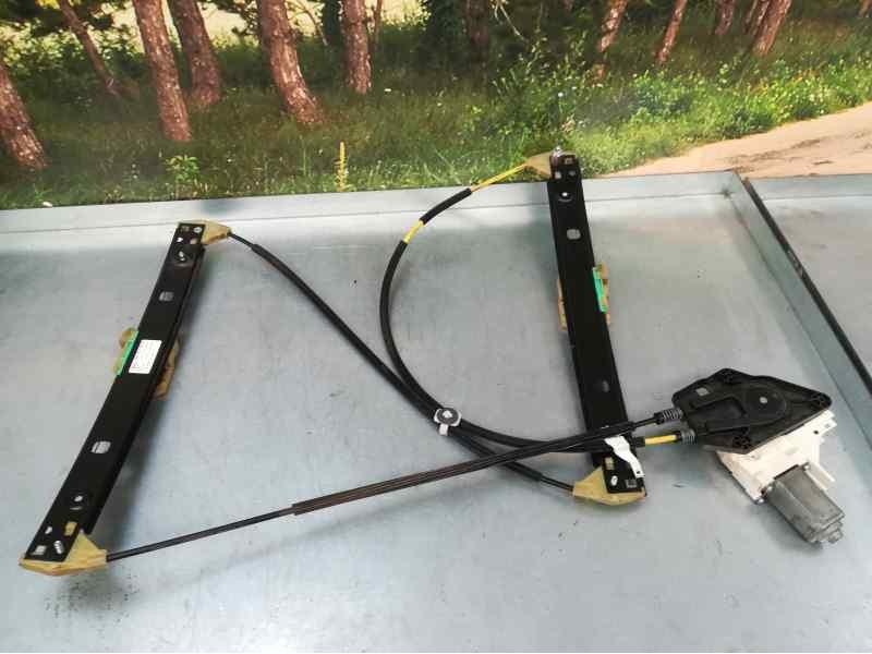 Recambio de elevalunas delantero derecho para audi a1 (8xk) attraction referencia OEM IAM 8X3837462A 2 PINS BROSE