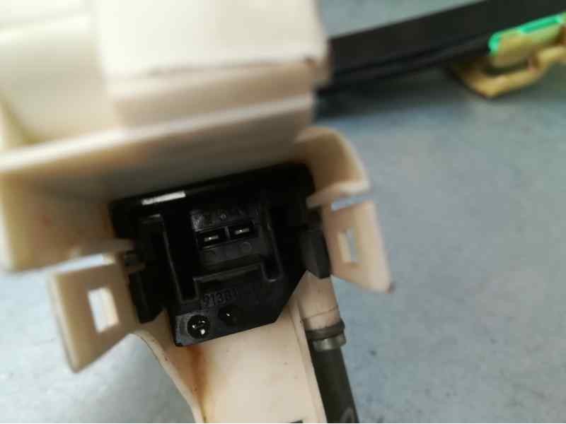 Recambio de elevalunas delantero derecho para audi a1 (8xk) attraction referencia OEM IAM 8X3837462A 2 PINS BROSE