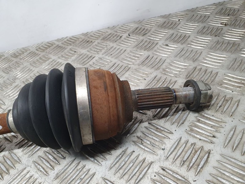 Recambio de transmision delantera derecha para dacia sandero stepway referencia OEM IAM 391007857R 1696900 