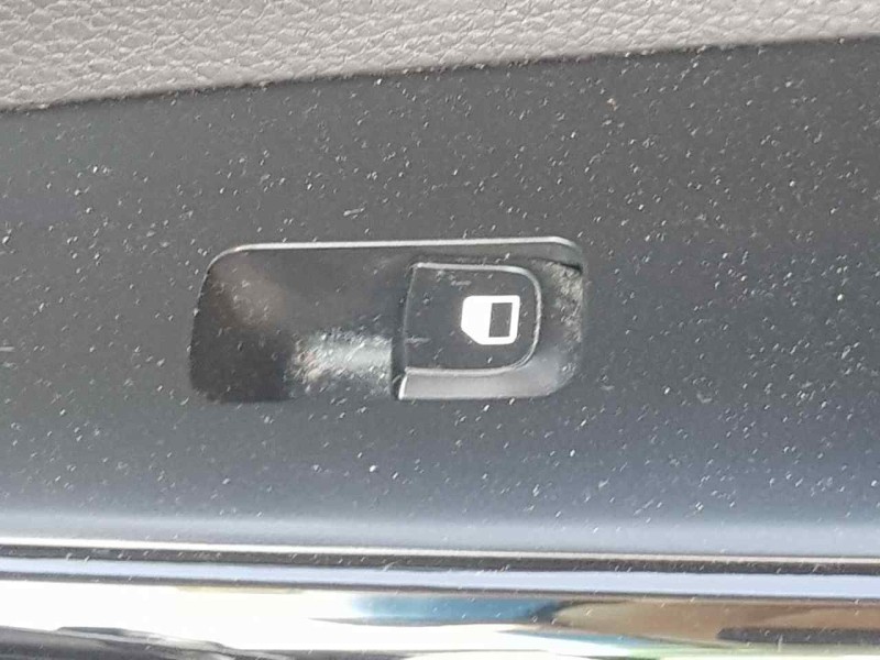 Recambio de mando elevalunas delantero derecho para kia picanto (ja) gt line referencia OEM IAM   