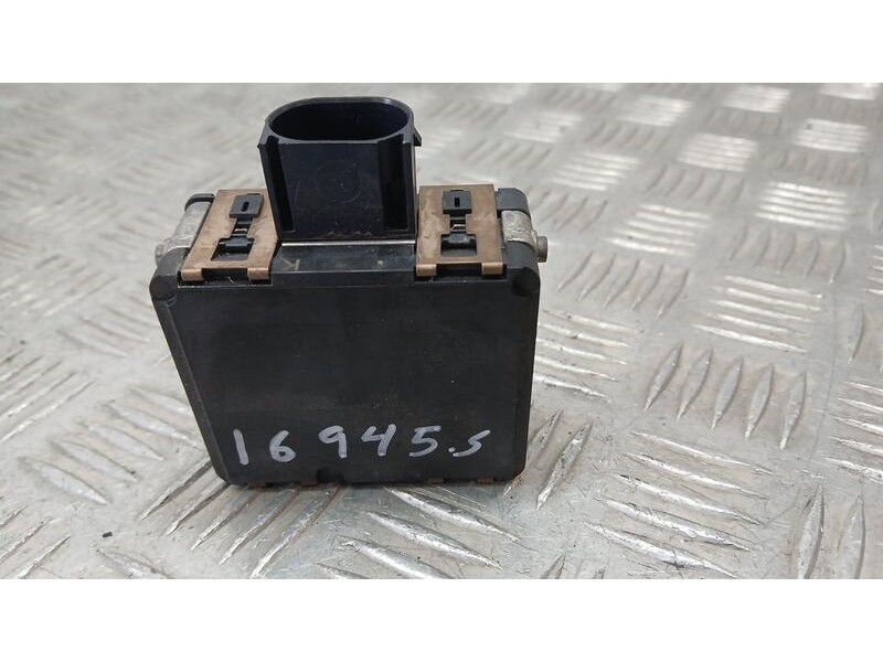 Recambio de sensor para skoda octavia iii combi (5e5, 5e6) 1.5 tsi g-tec referencia OEM IAM 3QF907561D SENSOR DE RADAR BOSCH 020