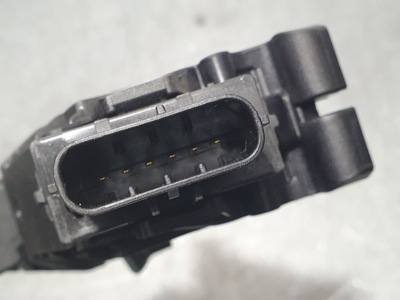 Recambio de potenciometro pedal para volkswagen golf vii lim. (bq1) e-golf referencia OEM IAM 5Q1723503K 6PV01062181 