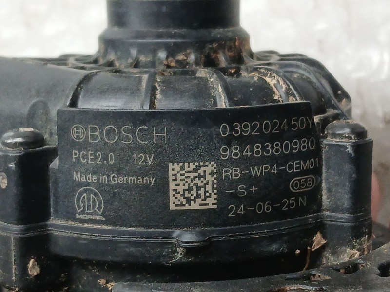 Recambio de bomba agua adicional para jeep avenger (j2) electric referencia OEM IAM 9848380980 BOSCH 039202450Y