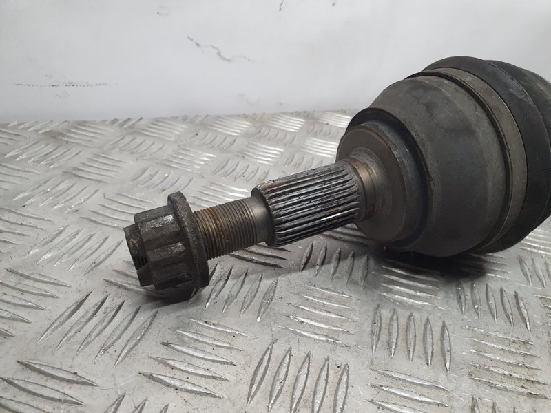 Recambio de transmision delantera izquierda para porsche cayenne (typ 9pa) s referencia OEM IAM 7L0407271C  