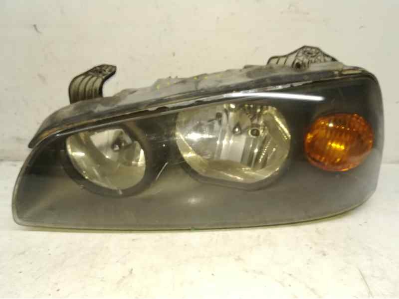 Recambio de faro izquierdo para hyundai elantra (xd) 2.0 crdi comfort (4-ptas.) referencia OEM IAM  SOPORTES ROTOS 