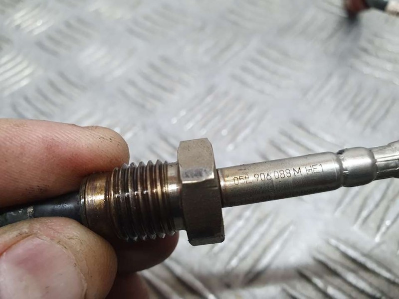 Recambio de sensor para audi a3 sedan (8ys) 35 tdi s line referencia OEM IAM 05L906088M  