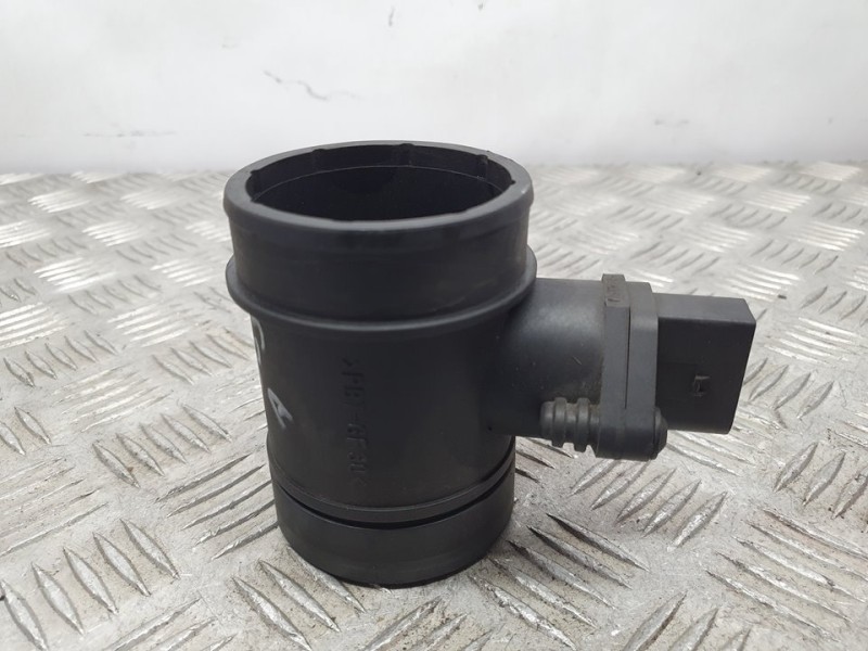 Recambio de caudalimetro para porsche cayenne (typ 9pa) s referencia OEM IAM 0281002435 BOSCH DERECHO