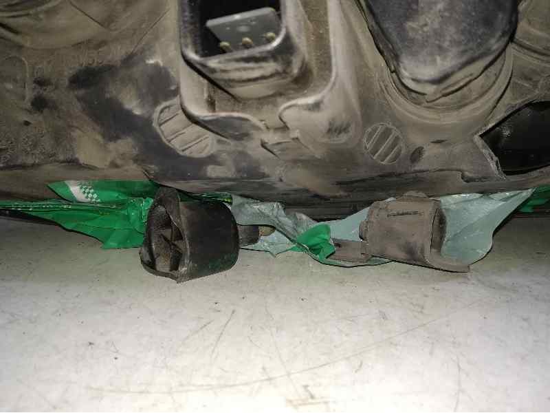 Recambio de faro izquierdo para hyundai elantra (xd) 2.0 crdi comfort (4-ptas.) referencia OEM IAM  SOPORTES ROTOS 