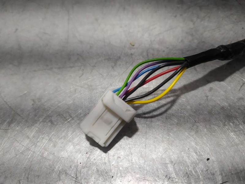 Recambio de retrovisor izquierdo para nissan pulsar (c13) acenta referencia OEM IAM 21996863E04 7 CABLES ELECTRICO