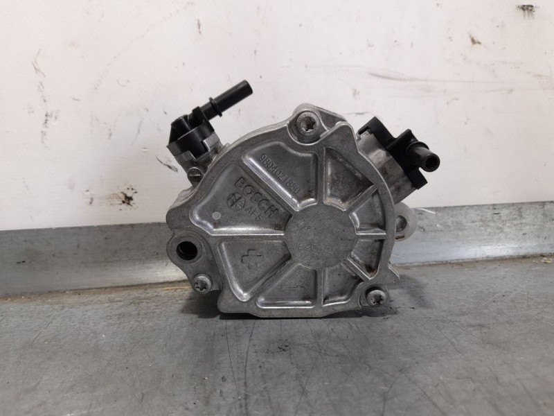 Recambio de depresor freno / bomba vacio para peugeot 3008 1.5 blue-hdi fap referencia OEM IAM 9804021880  
