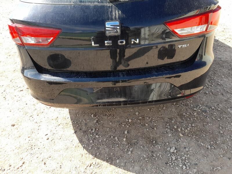 Recambio de paragolpes trasero para seat leon st (5f8) 1.4 tsi referencia OEM IAM 5F9807421H  