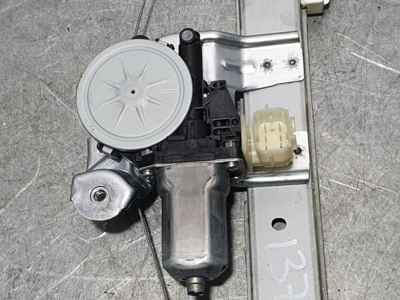 Recambio de elevalunas delantero izquierdo para nissan micra v (k14) urban referencia OEM IAM 807305FA1A 0620403840 DENSO ELECTR