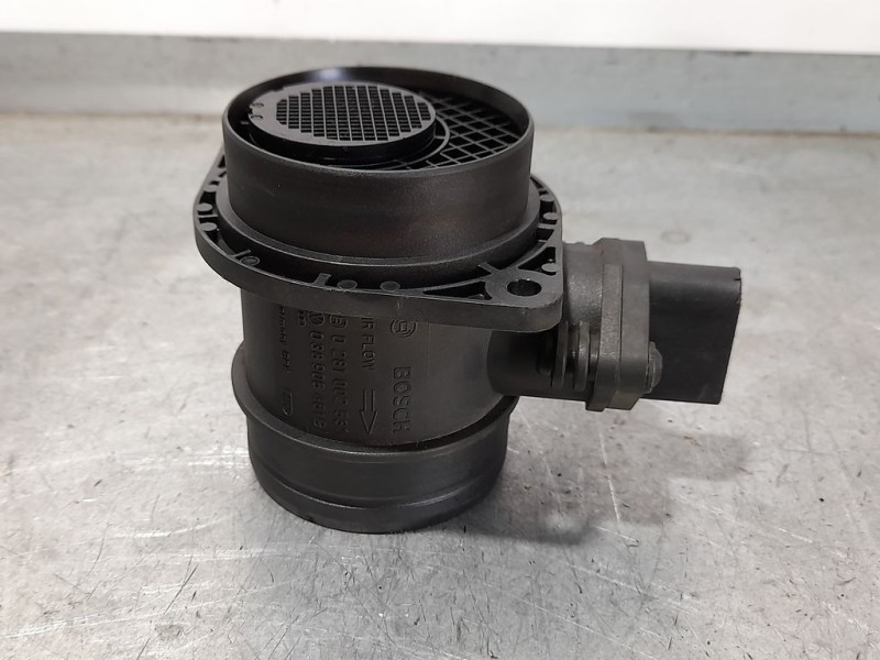 Recambio de caudalimetro para volkswagen golf v berlina (1k1) highline referencia OEM IAM 038906461B 0281002531 BOSCH