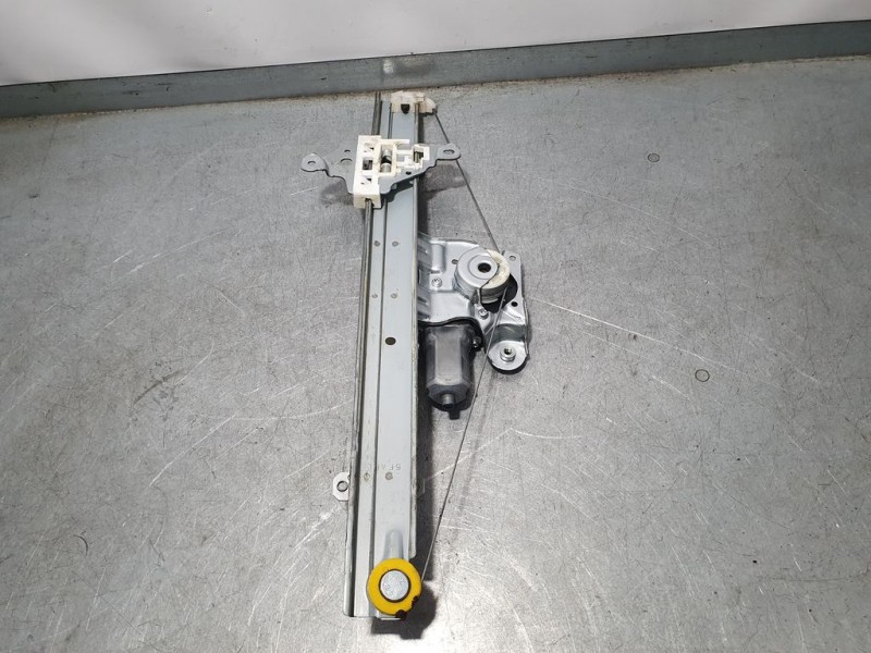 Recambio de elevalunas delantero izquierdo para nissan micra v (k14) urban referencia OEM IAM 807305FA1A 0620403840 DENSO ELECTR