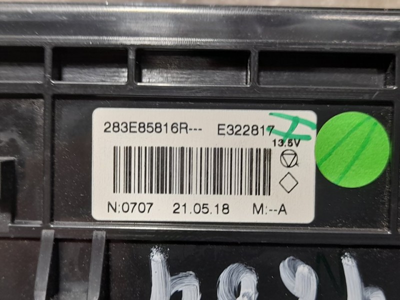 Recambio de mando multifuncion para dacia sandero stepway referencia OEM IAM 283E85816R  