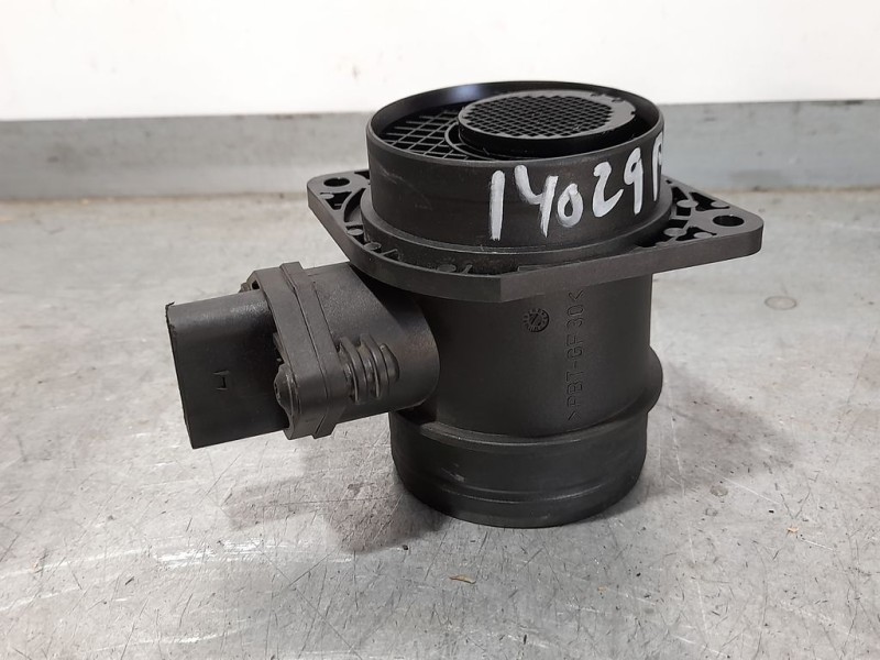 Recambio de caudalimetro para volkswagen golf v berlina (1k1) highline referencia OEM IAM 038906461B 0281002531 BOSCH