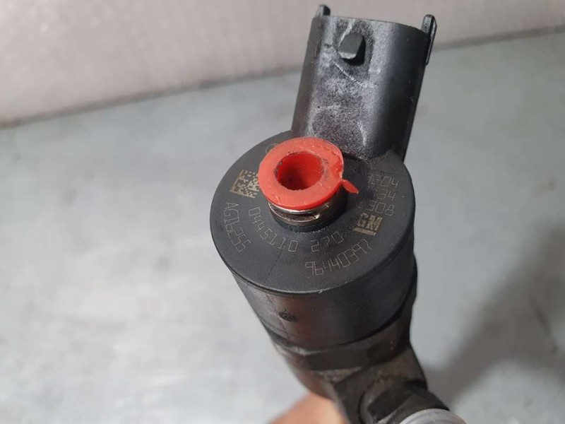 Recambio de inyector para chevrolet captiva 2.0 vcdi lt referencia OEM IAM 96440397 0445110270 BOSCH