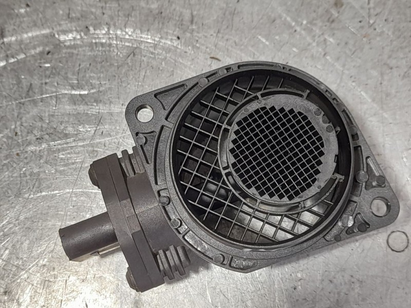 Recambio de caudalimetro para volkswagen golf v berlina (1k1) highline referencia OEM IAM 038906461B 0281002531 BOSCH