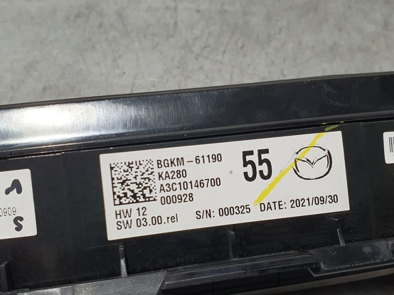 Recambio de mando climatizador para mazda cx-30 basis 2wd referencia OEM IAM BGKM61190 A3C10146700 