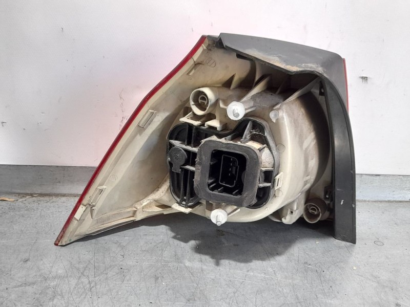 Recambio de piloto trasero derecho para volkswagen golf v berlina (1k1) highline referencia OEM IAM 1K6945096AA  EXTERIOR