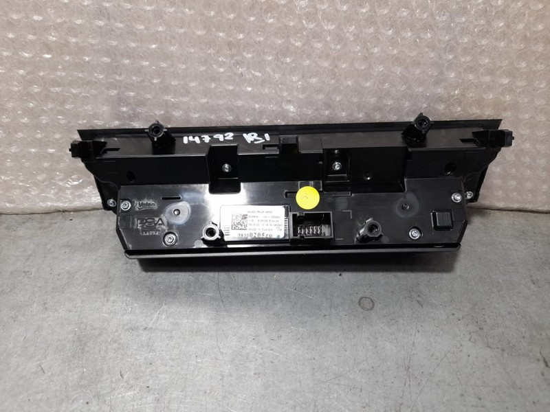 Recambio de mando climatizador para peugeot 308 active pack bluehdi 130 s&s referencia OEM IAM 98350205ZD  