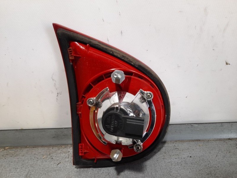 Recambio de piloto trasero derecho para volkswagen golf v berlina (1k1) highline referencia OEM IAM 1K6945094E  INTERIOR