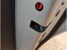 CERRADURA PUERTA TRASERA DERECHA 9826118680 